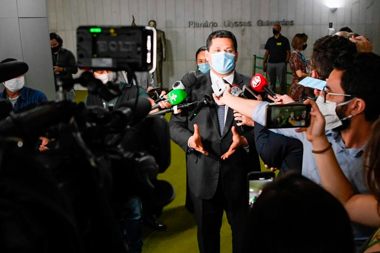 “O Brasil não pode perder empregos neste momento de pandemia”, diz Davi