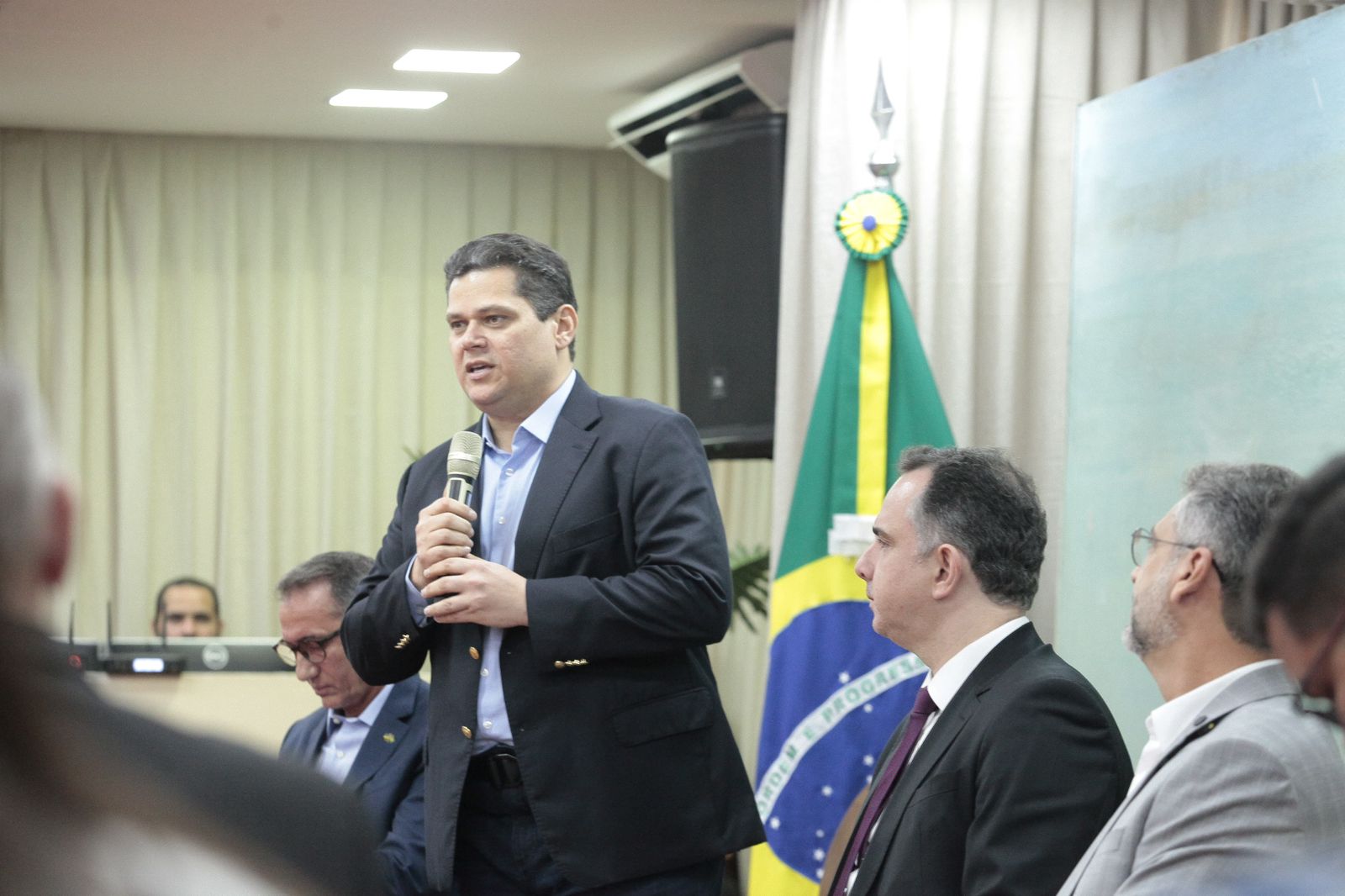 No Amapá, Davi recebe presidente Pacheco, que reconhece importância do estado e atuação do senador na busca por melhorias